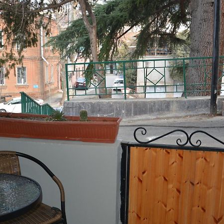 Nikas Apartment Tbilisi Luaran gambar